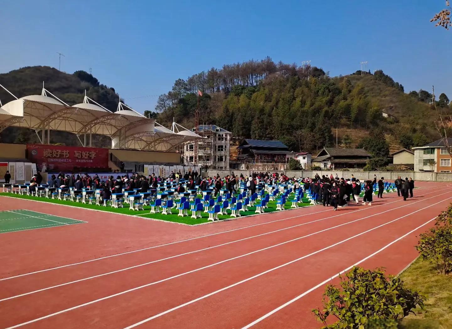 保亭黎族苗族自治县硅PU塑胶篮球场 - 价格